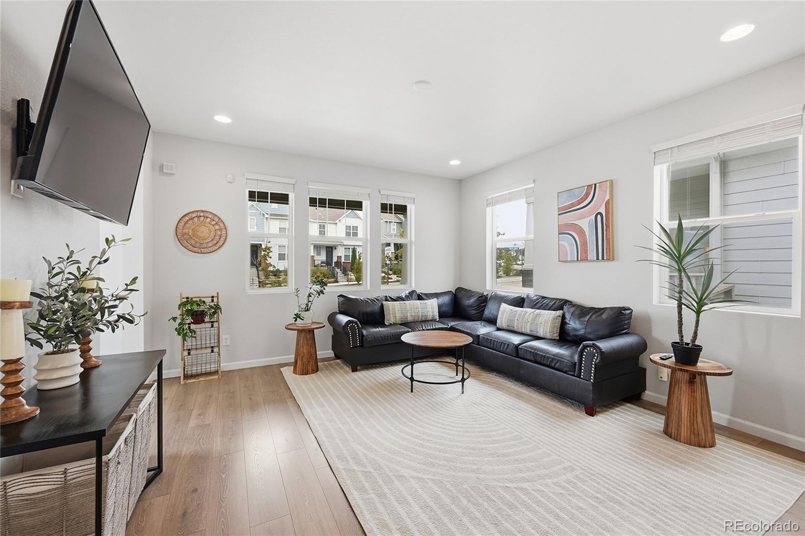 MLS Image #5 for 9912  monte vista avenue,littleton, Colorado