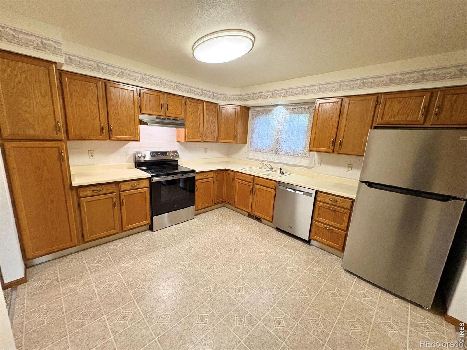 MLS Image #5 for 2400  elmhurst place,longmont, Colorado