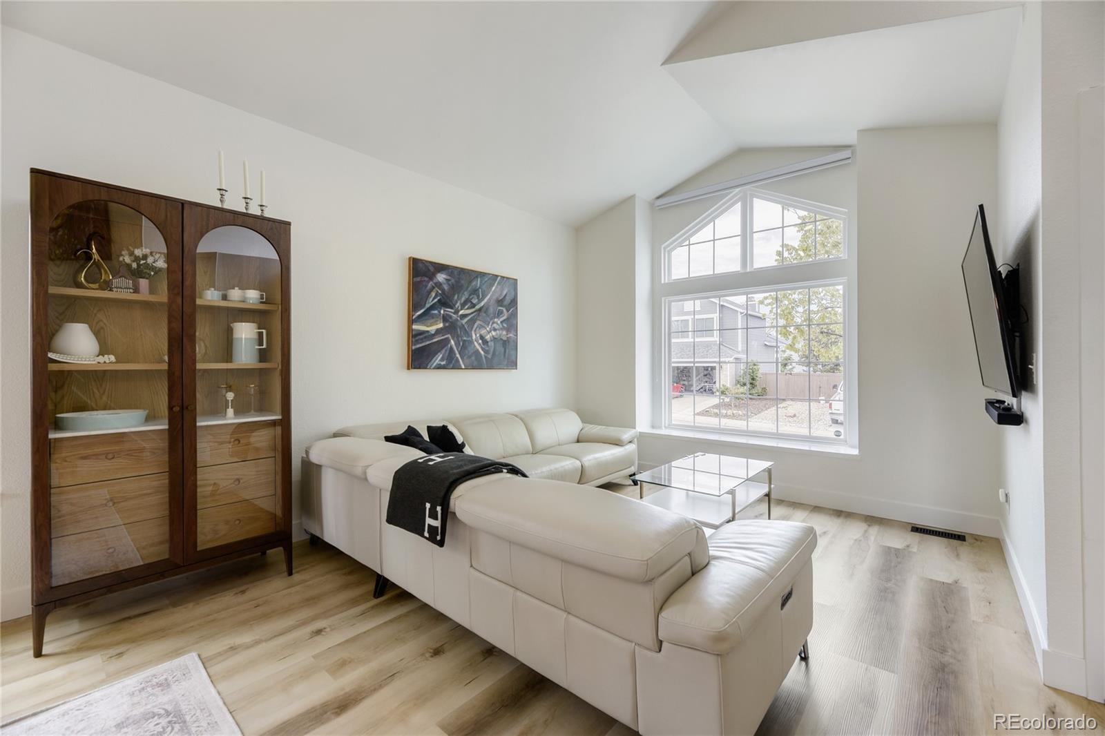 MLS Image #3 for 9308  shadowglen court,highlands ranch, Colorado