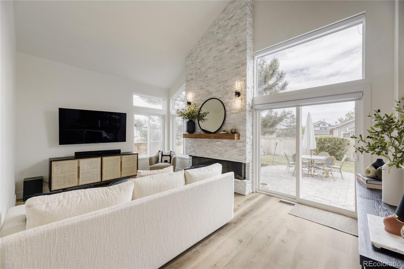 MLS Image #9 for 9308  shadowglen court,highlands ranch, Colorado