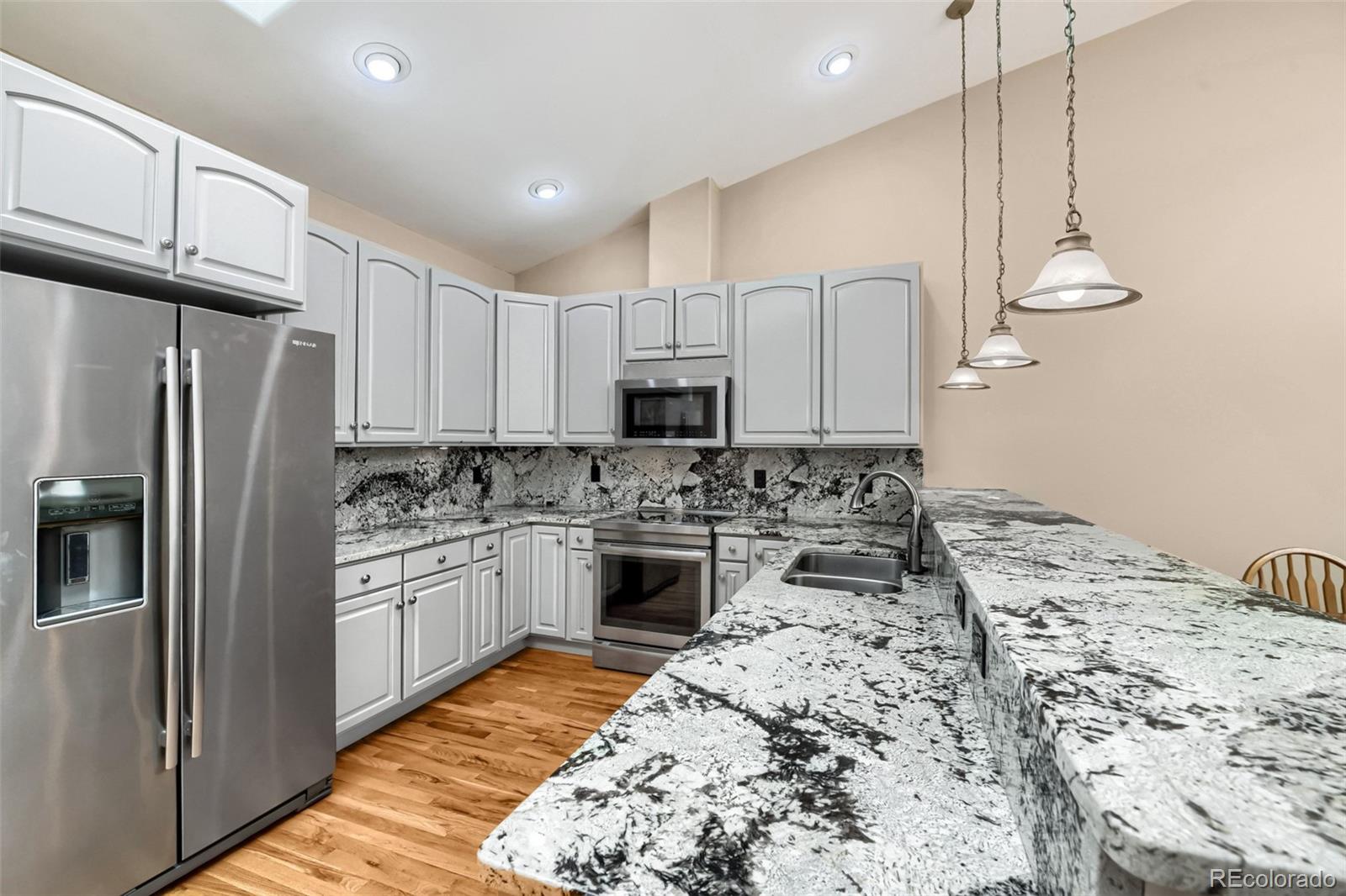 MLS Image #10 for 6648  king street,denver, Colorado