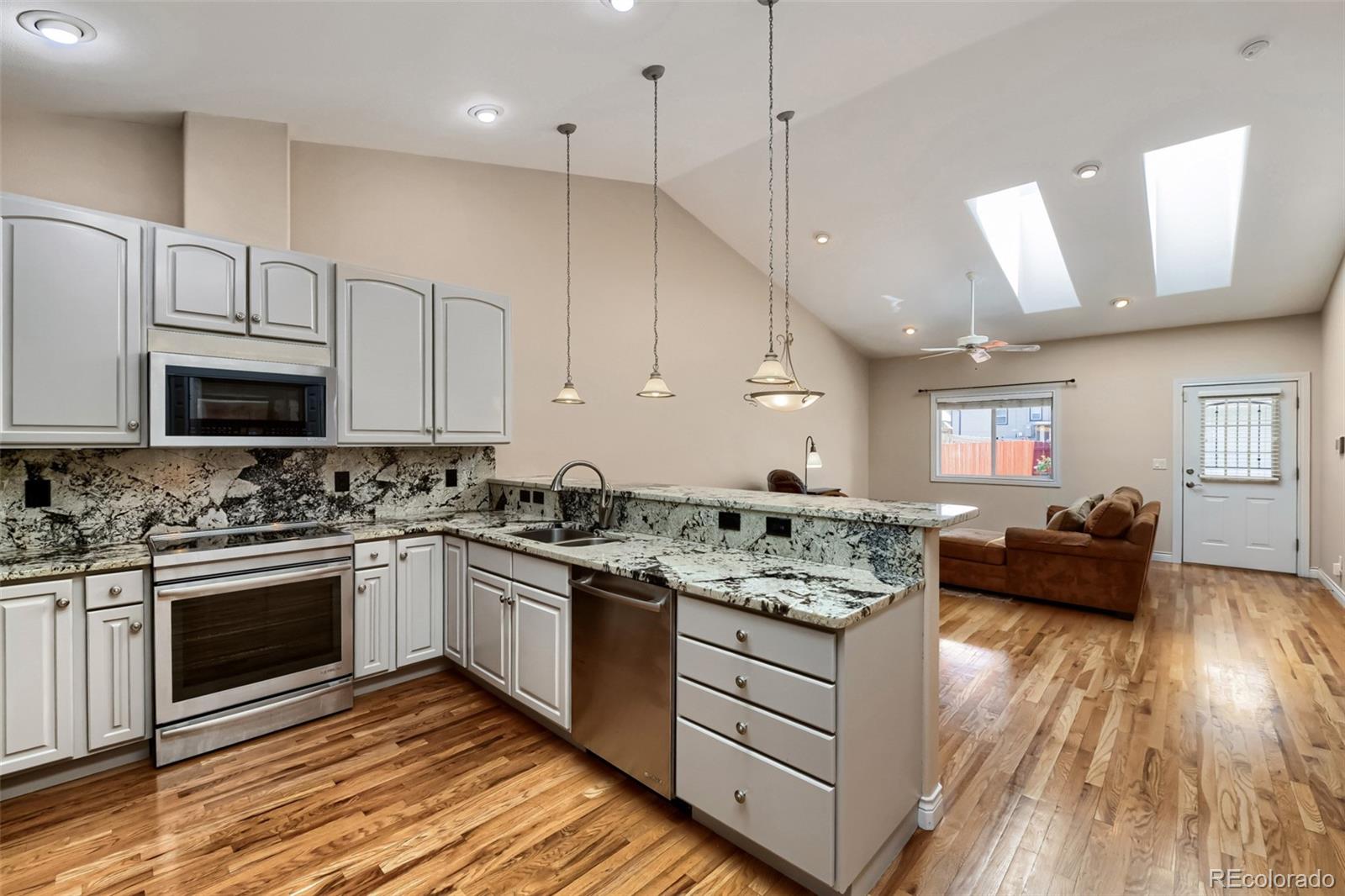 MLS Image #9 for 6648  king street,denver, Colorado