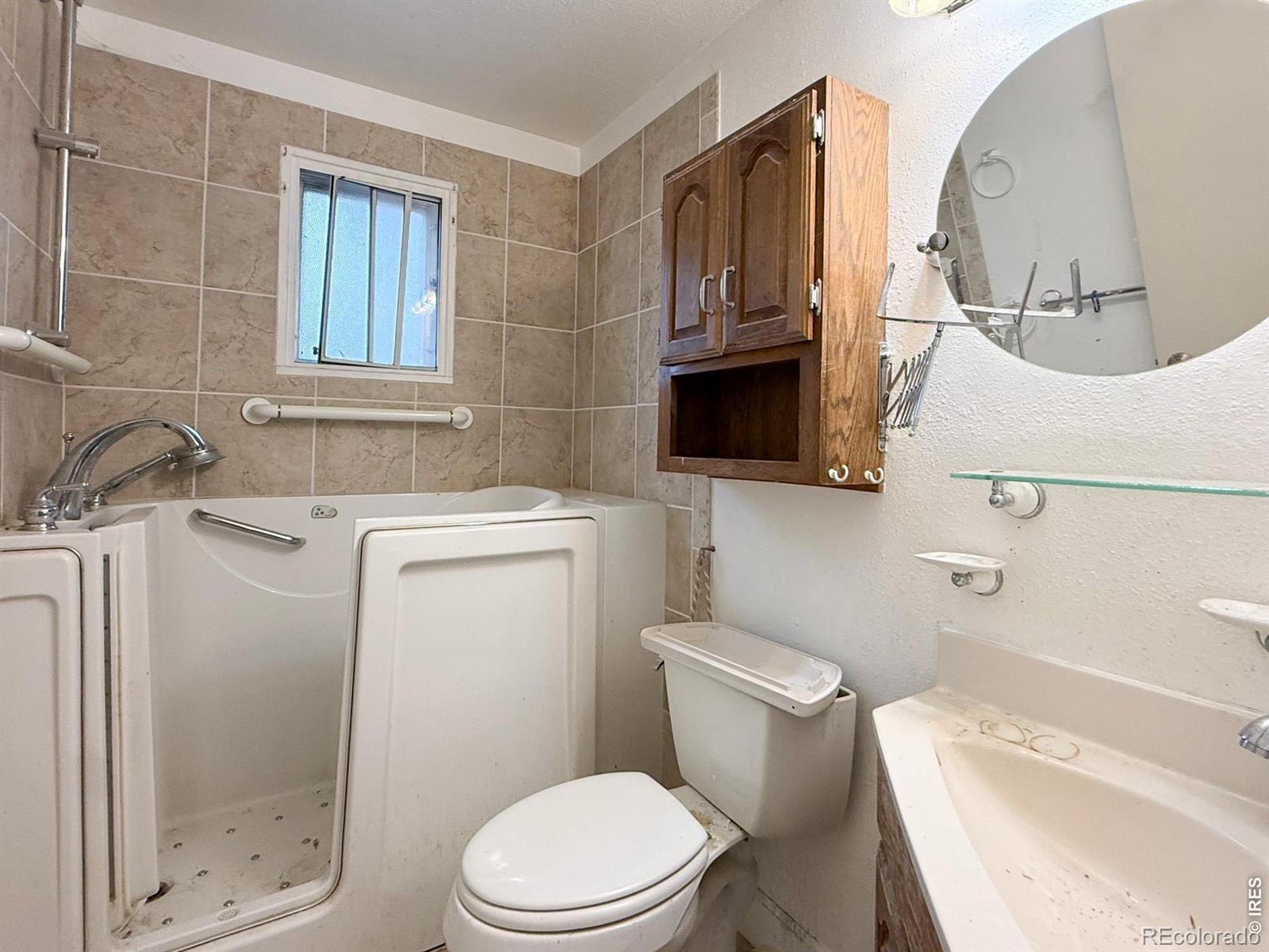 MLS Image #9 for 960 e 9th avenue,broomfield, Colorado