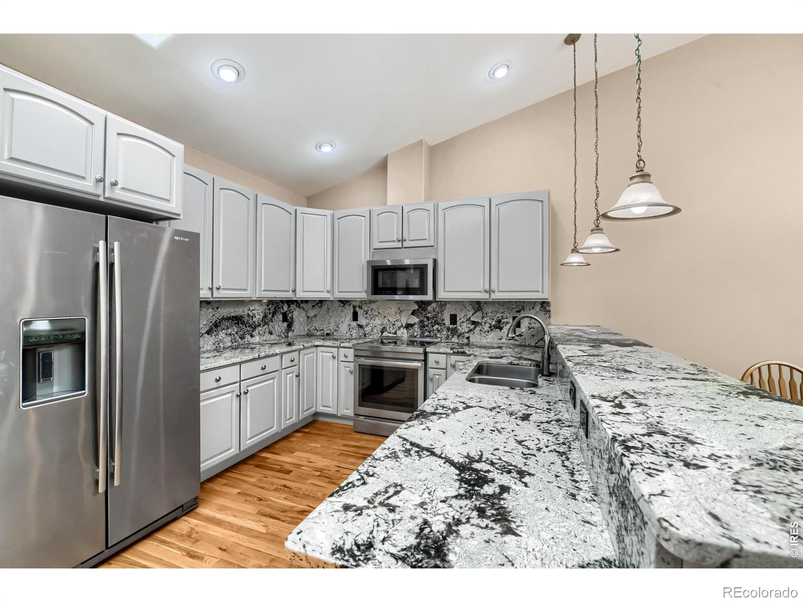 MLS Image #10 for 6648  king street,denver, Colorado