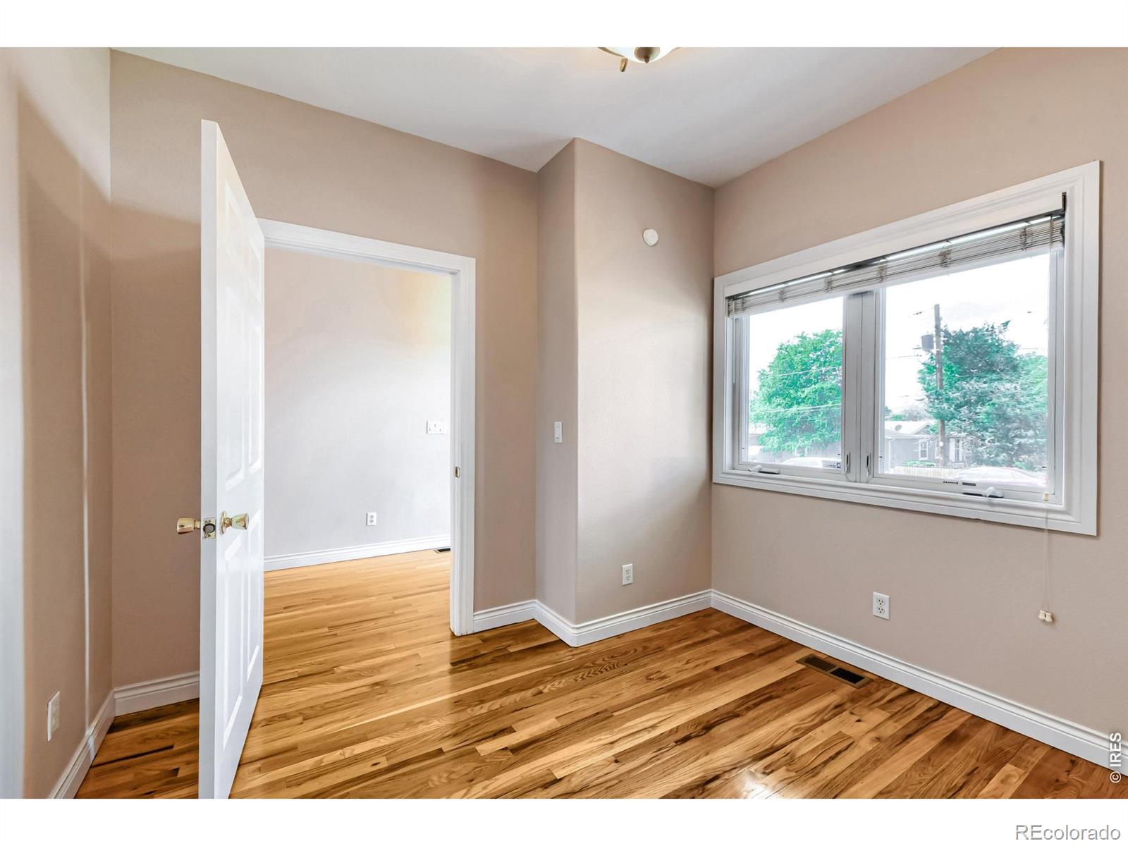 MLS Image #19 for 6648  king street,denver, Colorado