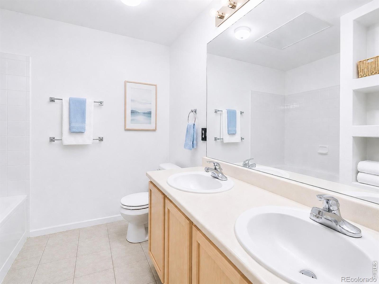 MLS Image #12 for 5255  memphis street,denver, Colorado