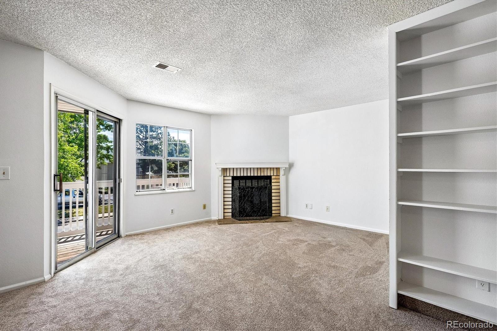 MLS Image #11 for 12583 e pacific circle d,aurora, Colorado