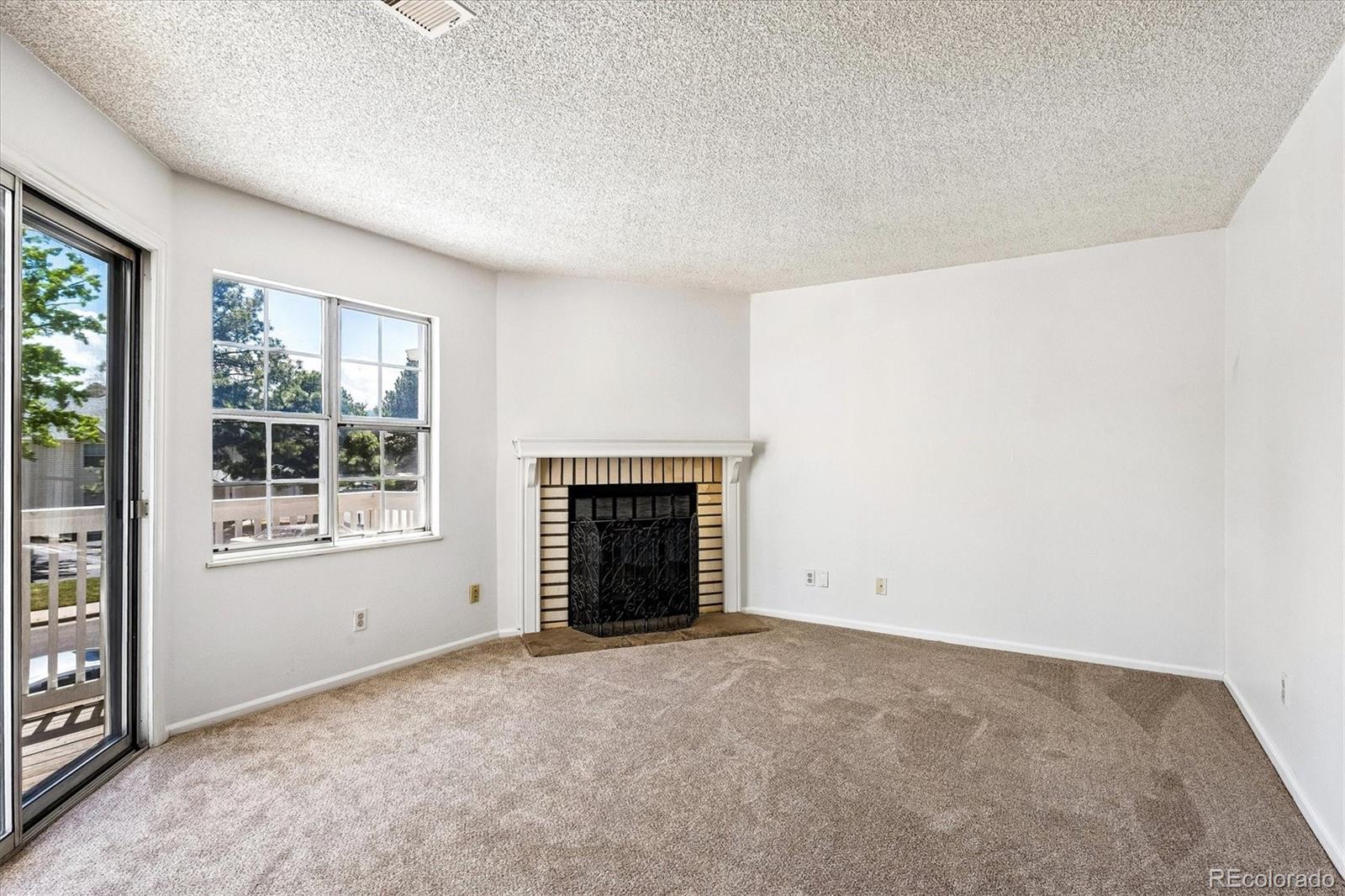 MLS Image #12 for 12583 e pacific circle d,aurora, Colorado