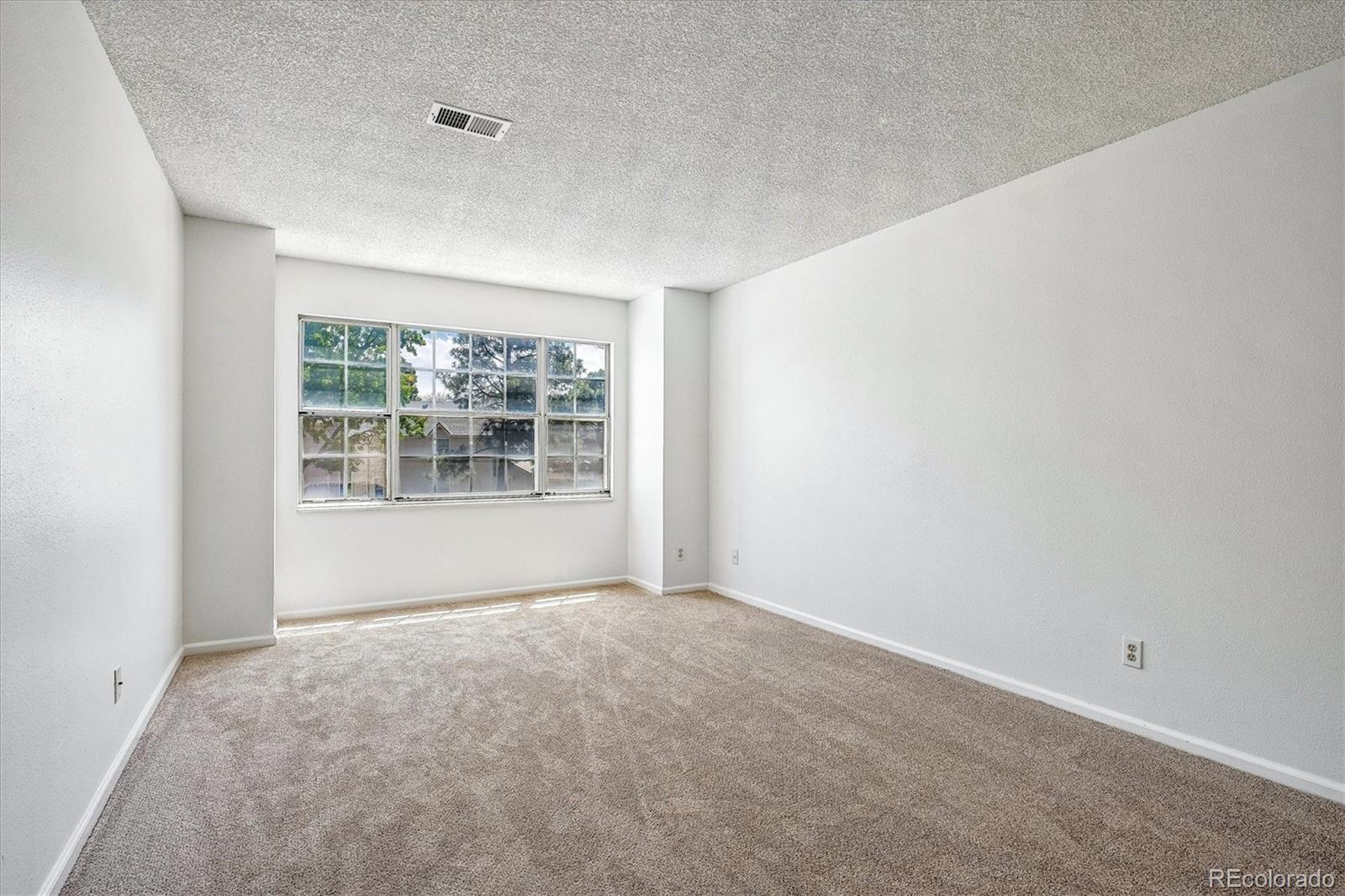 MLS Image #13 for 12583 e pacific circle d,aurora, Colorado
