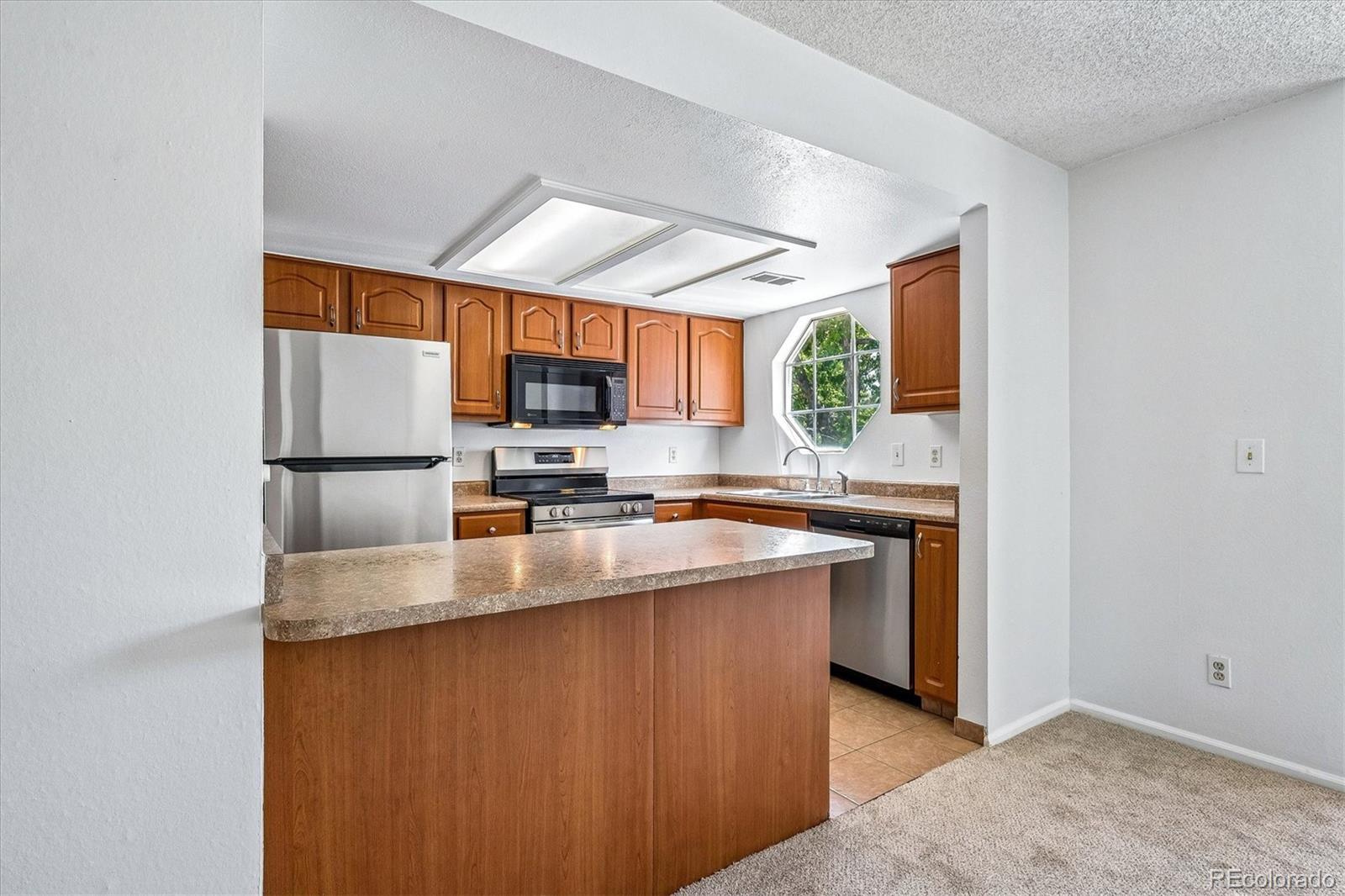 MLS Image #2 for 12583 e pacific circle d,aurora, Colorado