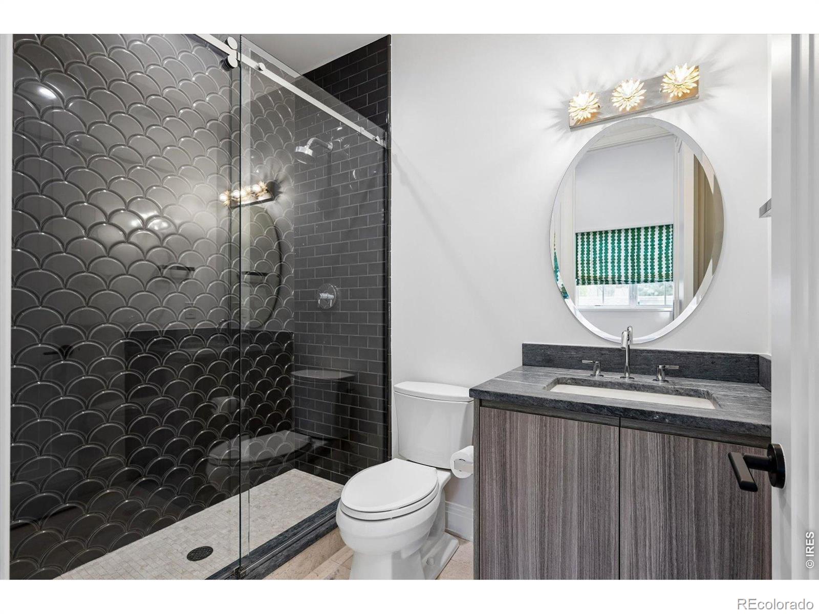 MLS Image #15 for 792 s high street,denver, Colorado