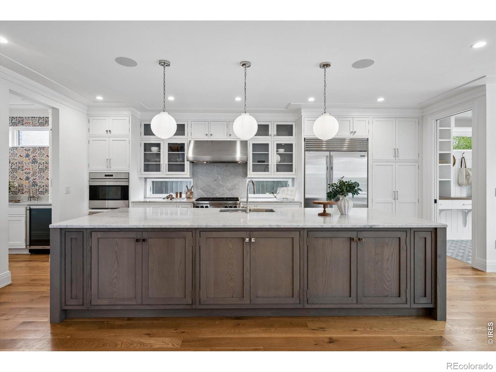 MLS Image #5 for 792 s high street,denver, Colorado