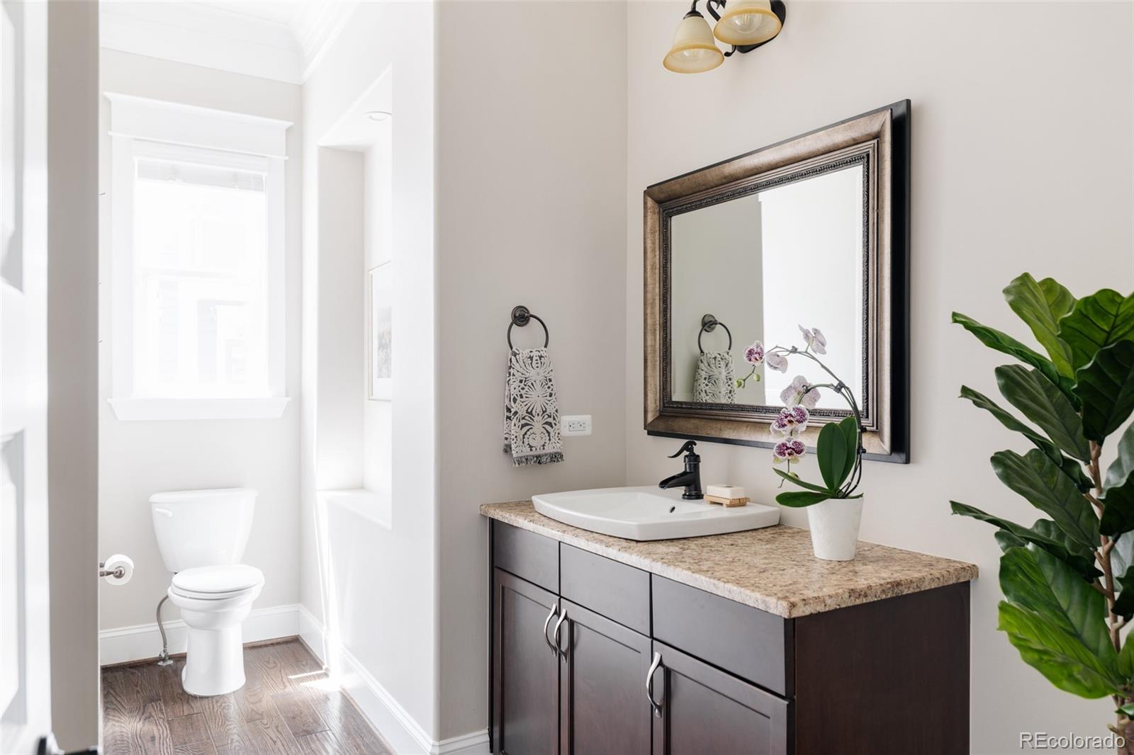 MLS Image #11 for 8904 e 51st avenue,denver, Colorado
