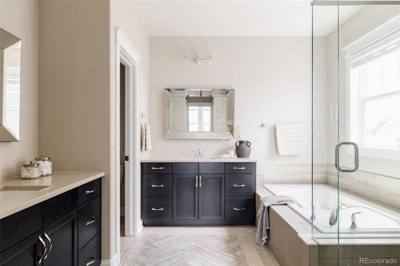 MLS Image #14 for 8904 e 51st avenue,denver, Colorado