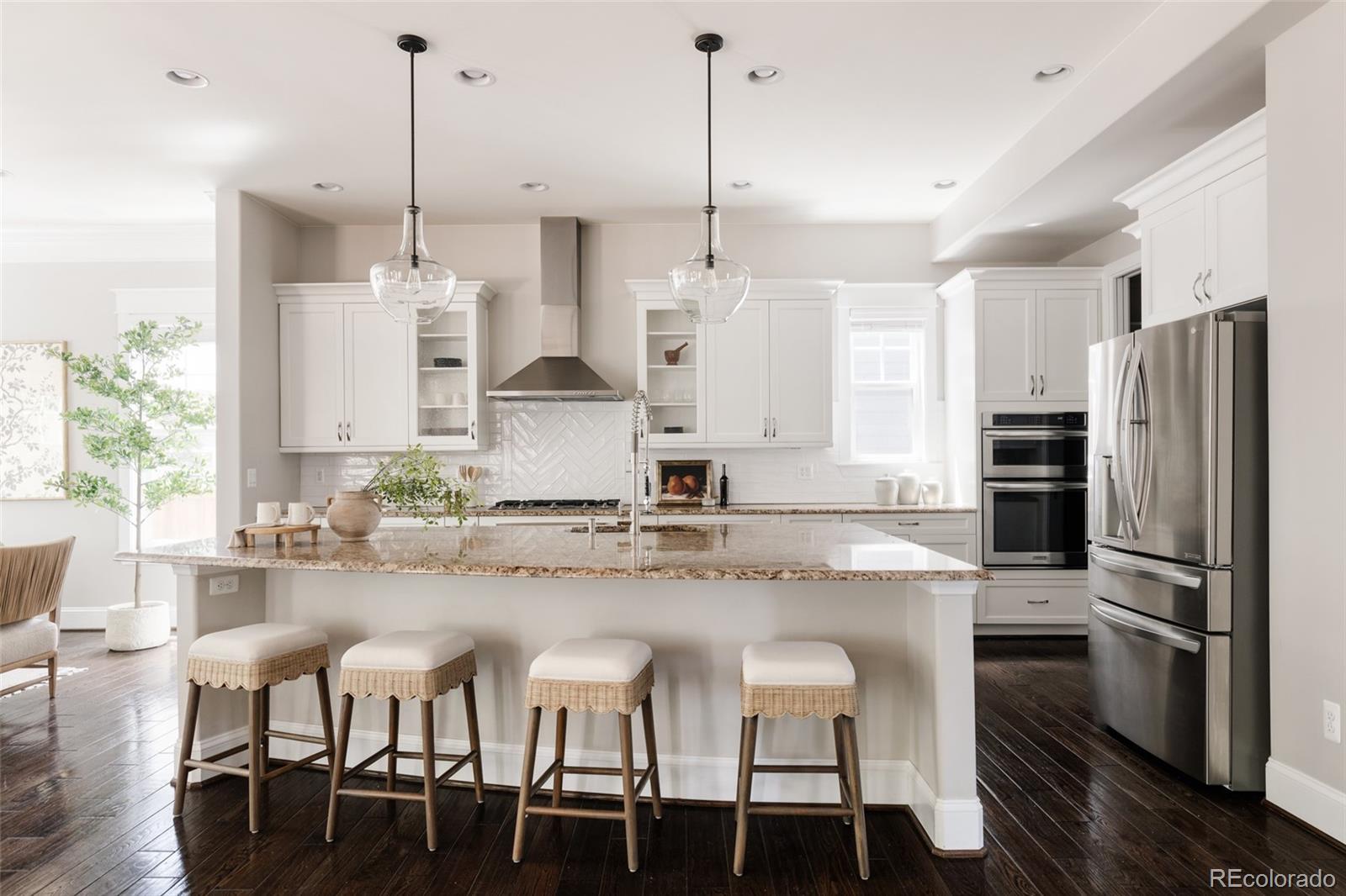 MLS Image #3 for 8904 e 51st avenue,denver, Colorado