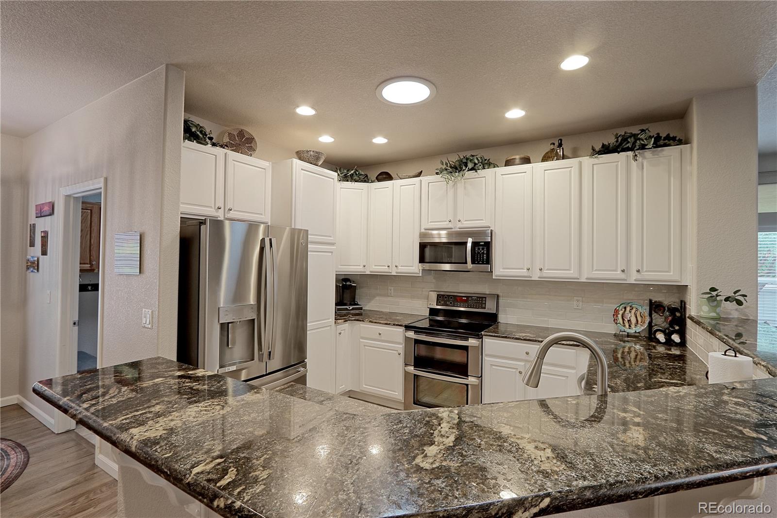 MLS Image #7 for 1677  metropolitan drive,longmont, Colorado