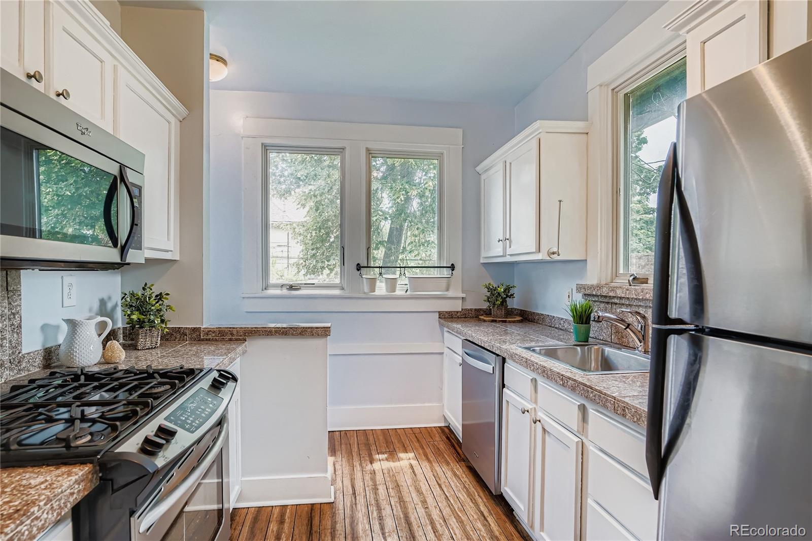 MLS Image #9 for 760 e cedar avenue,denver, Colorado