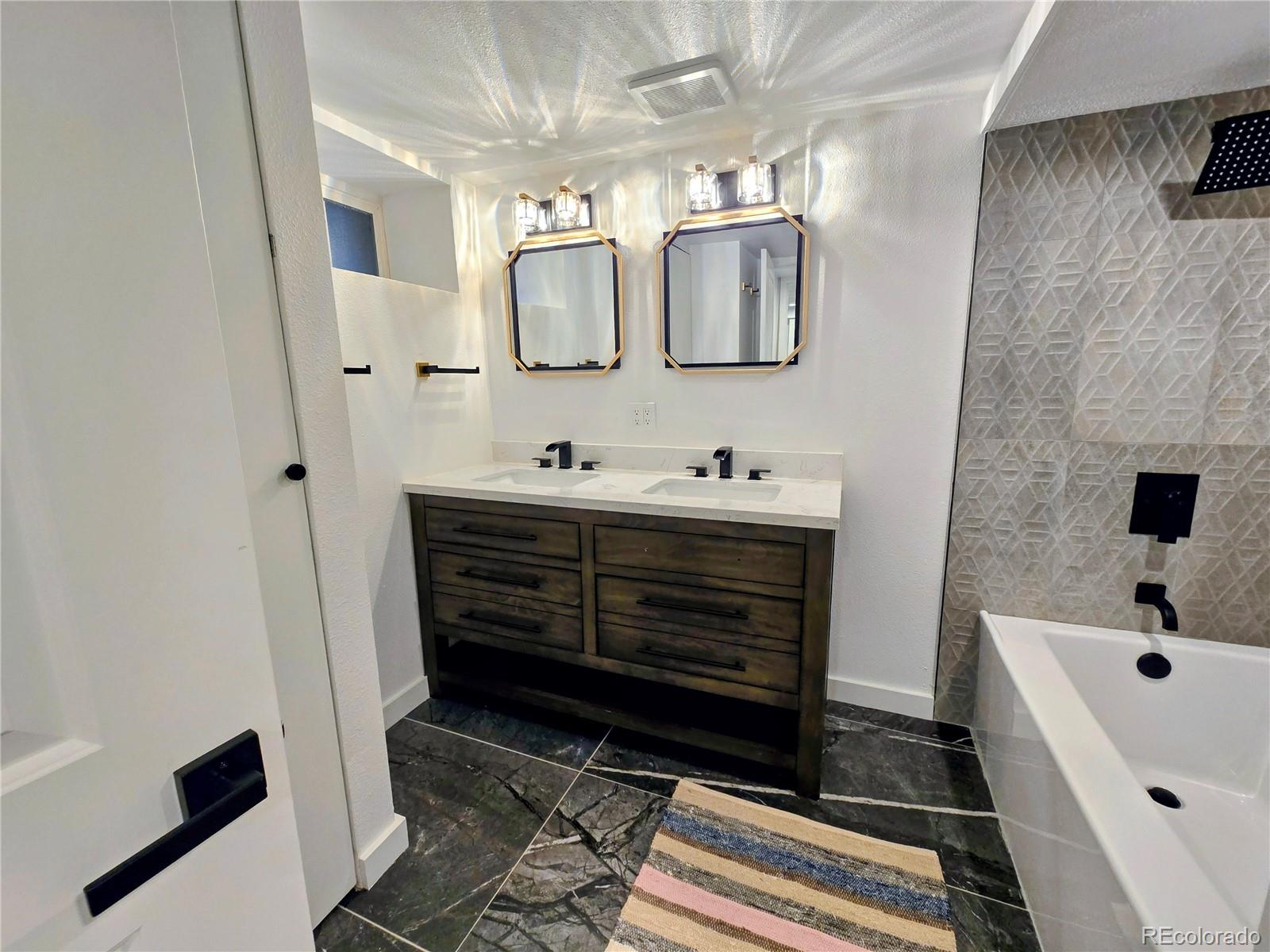 MLS Image #36 for 2691  birch street,denver, Colorado