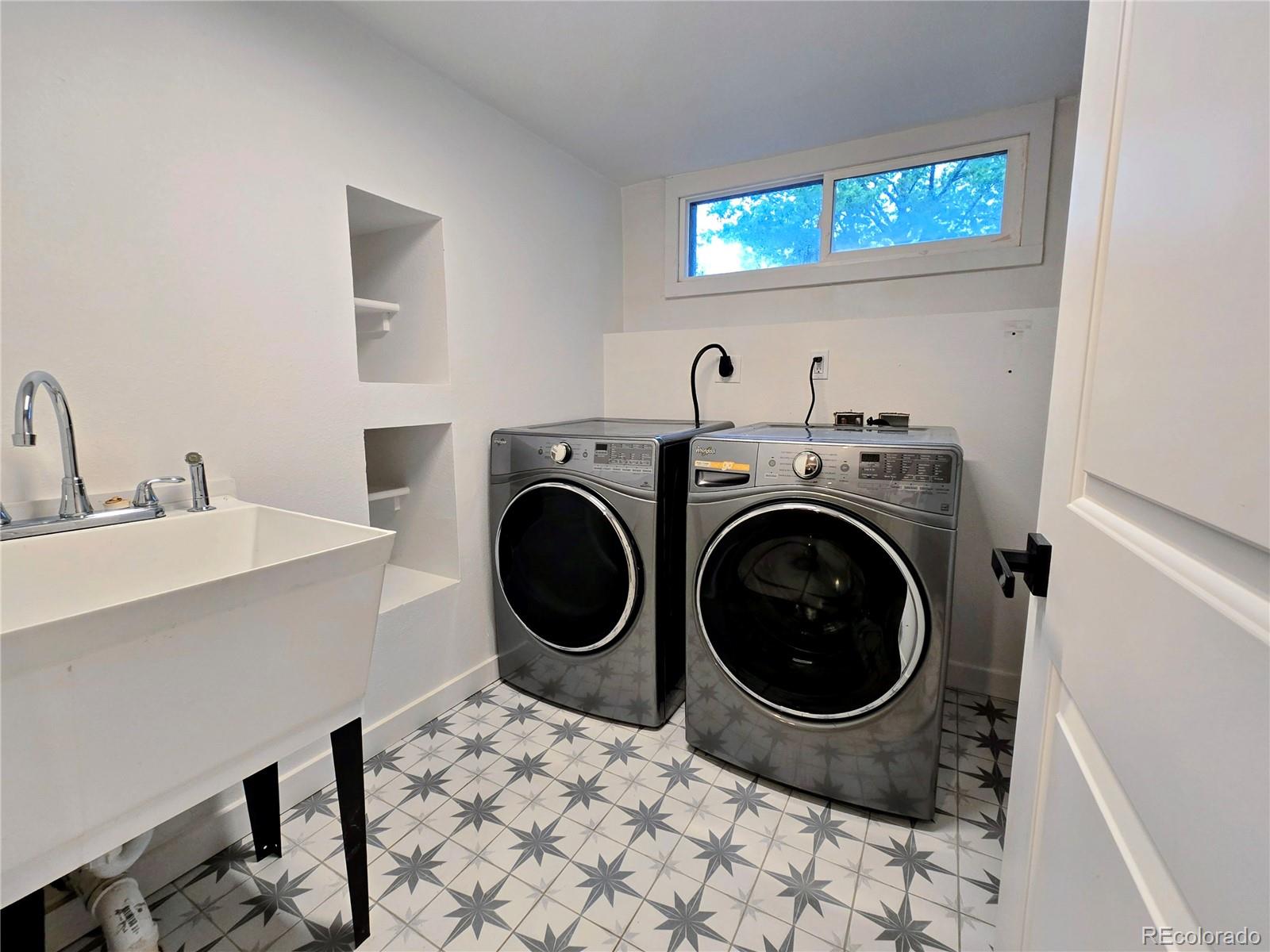 MLS Image #39 for 2691  birch street,denver, Colorado