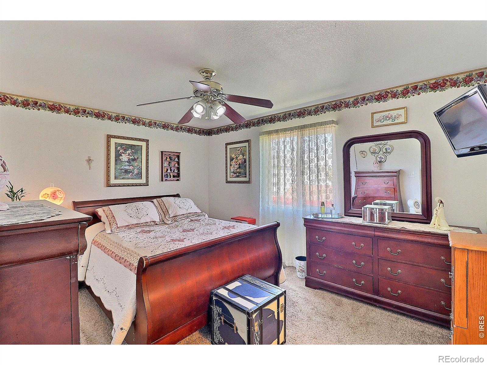 MLS Image #12 for 861 e 20th st ln,greeley, Colorado