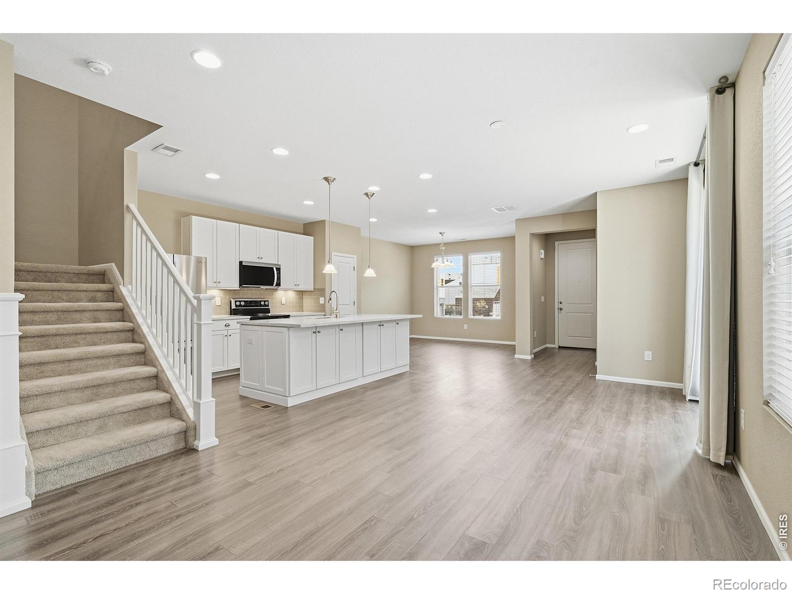 MLS Image #7 for 15280 w 69th circle b,arvada, Colorado