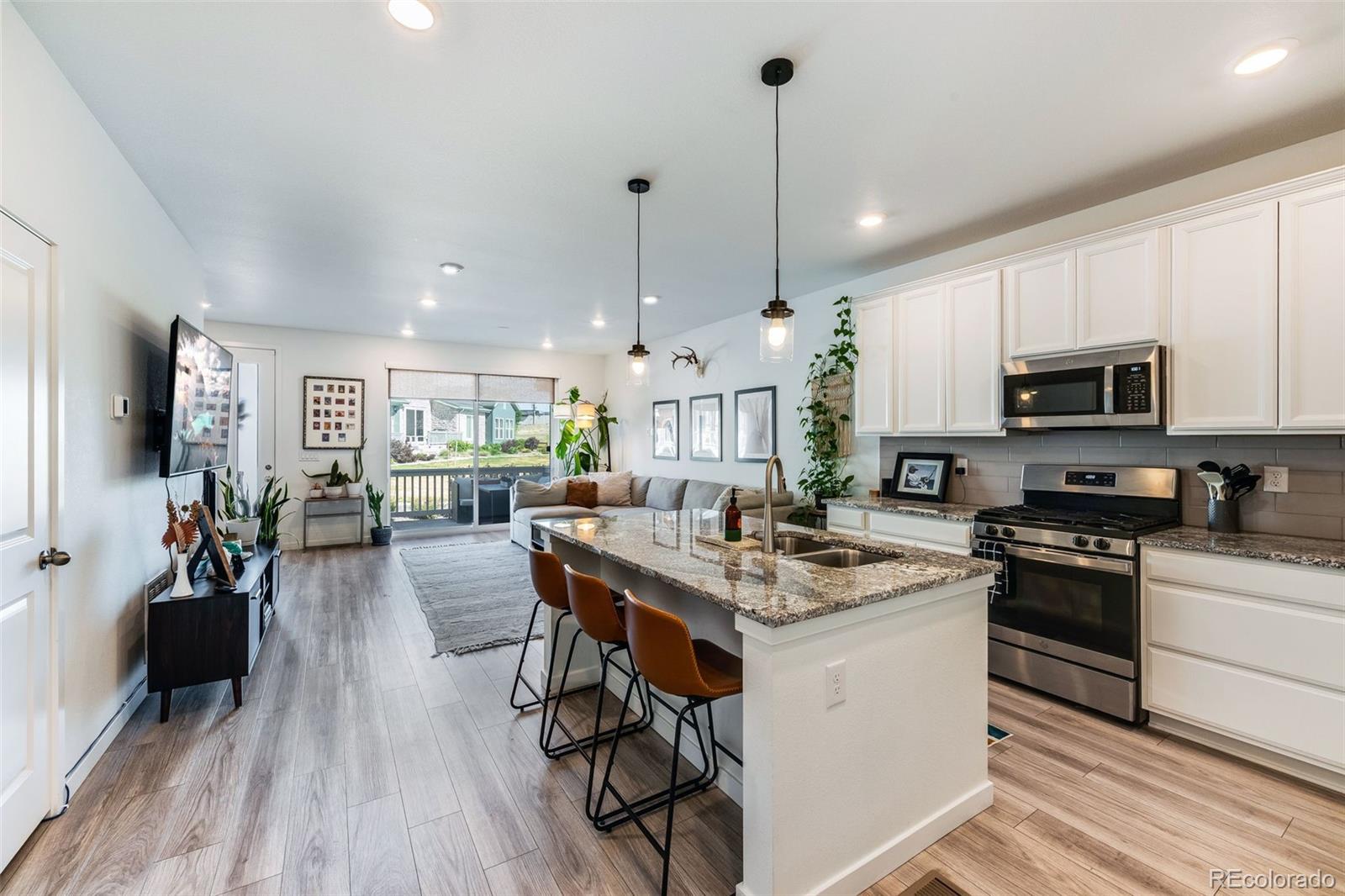 MLS Image #10 for 1989 s upham court ,denver, Colorado