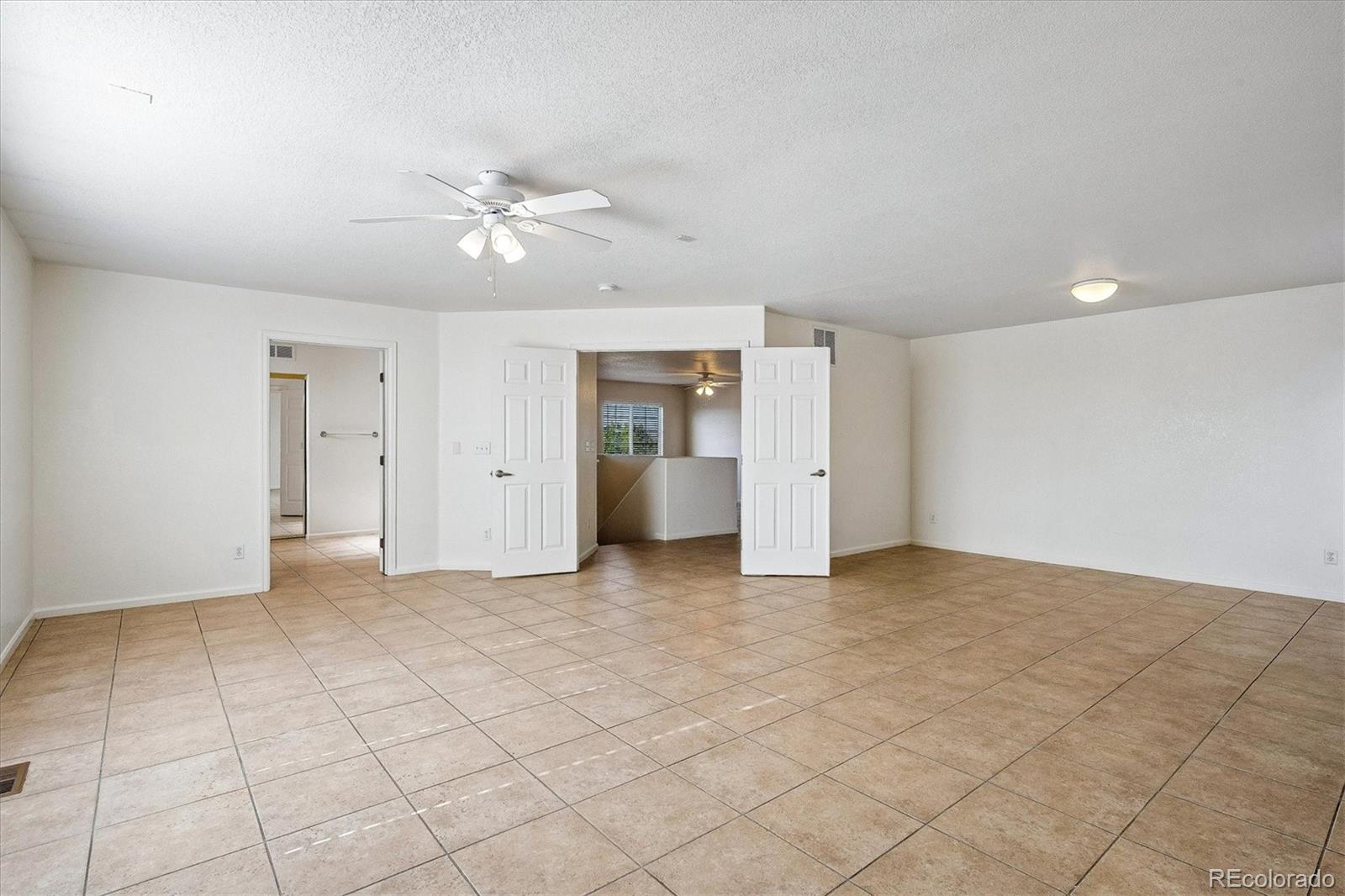 MLS Image #14 for 5206  perth court,denver, Colorado