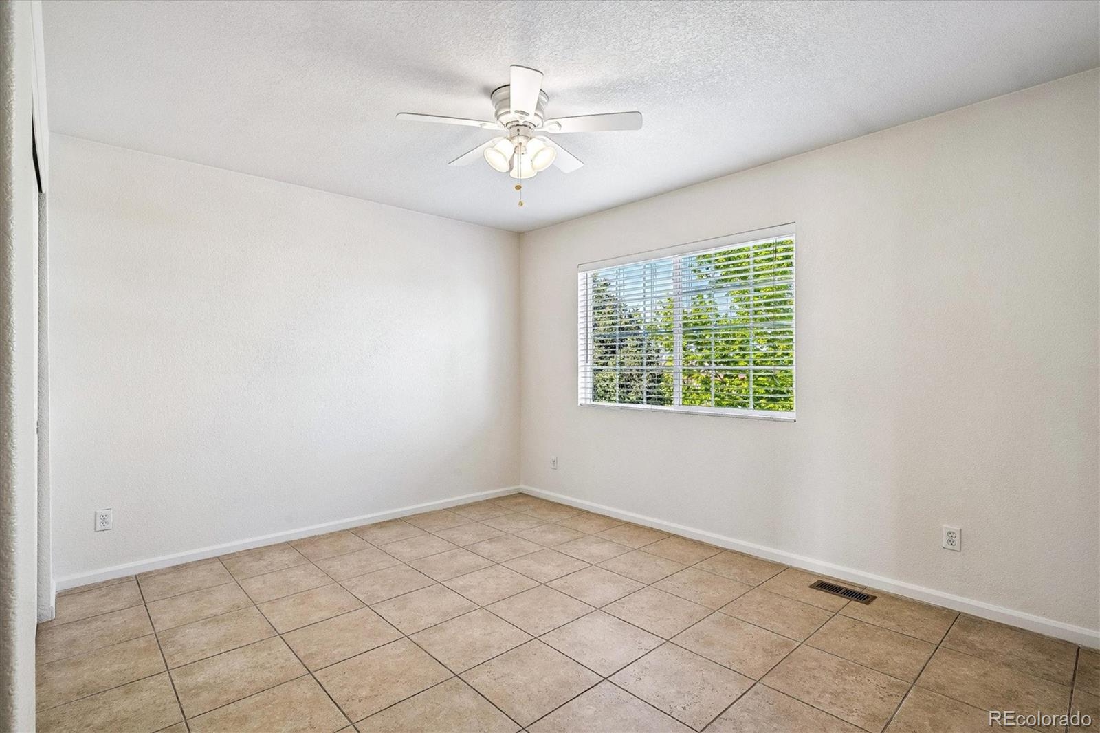 MLS Image #21 for 5206  perth court,denver, Colorado