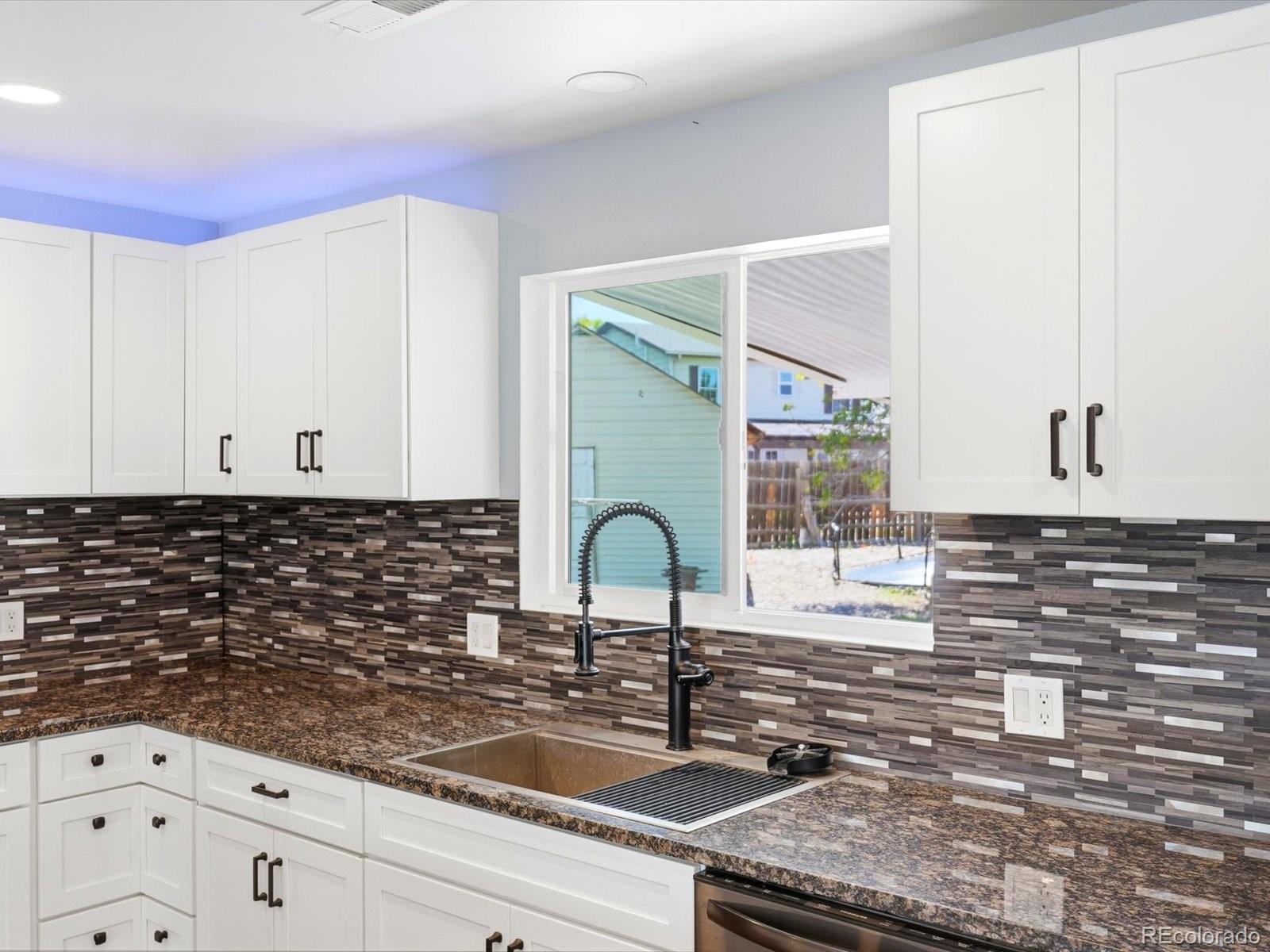 MLS Image #16 for 11071  eudora way,thornton, Colorado