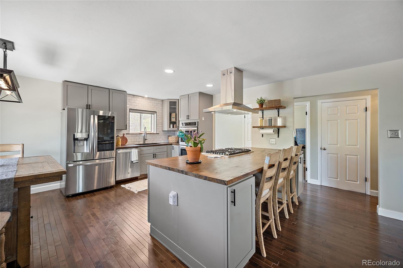 MLS Image #7 for 208  oak place,manitou springs, Colorado