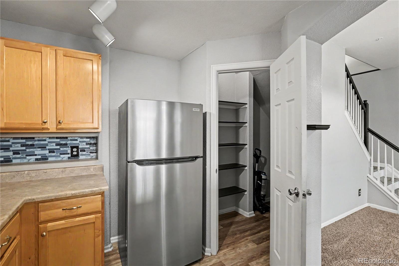 MLS Image #12 for 494  black feather loop 112,castle rock, Colorado