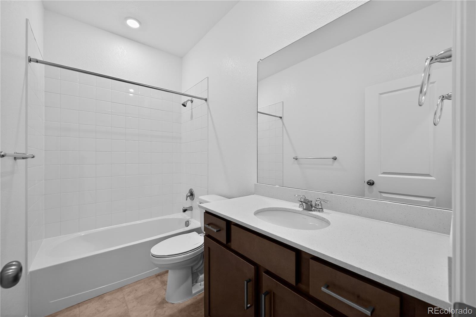 MLS Image #15 for 17008 w 92nd drive,arvada, Colorado
