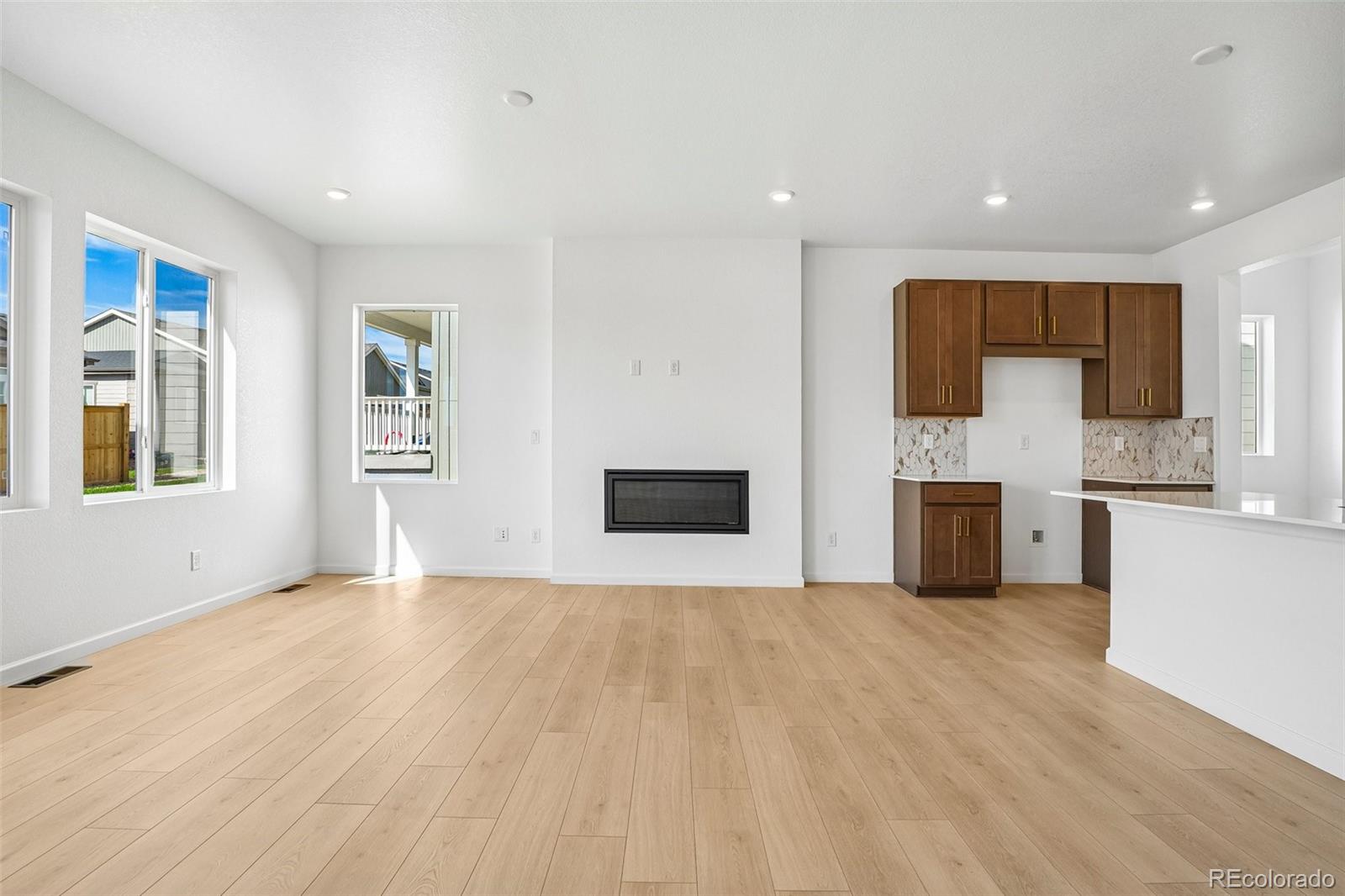 MLS Image #8 for 17008 w 92nd drive,arvada, Colorado