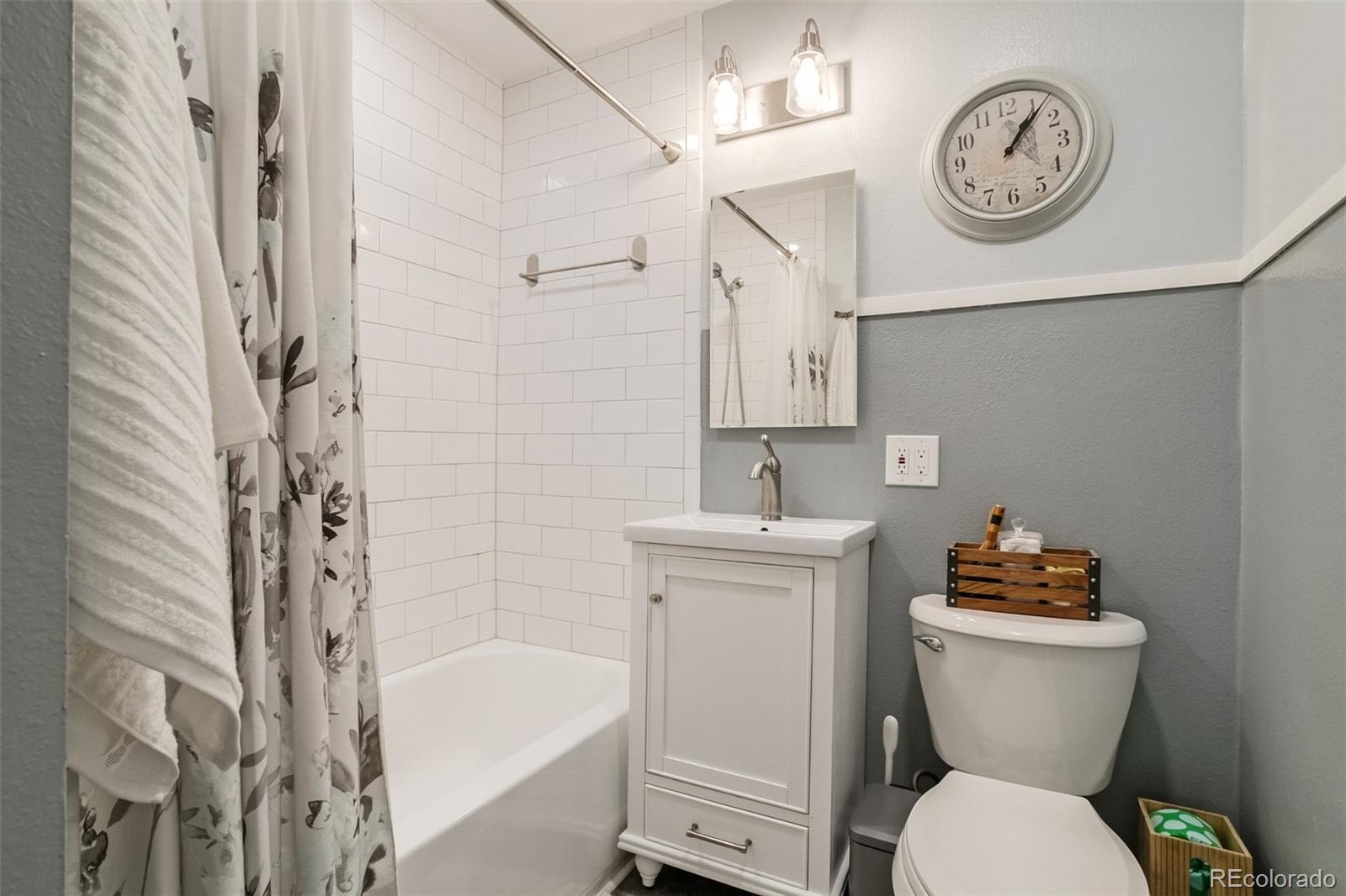 MLS Image #13 for 6780 s albion way,centennial, Colorado