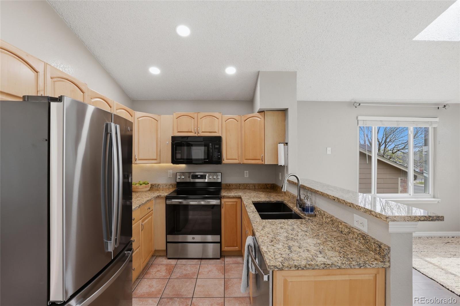 MLS Image #10 for 5721 e melody way,castle rock, Colorado