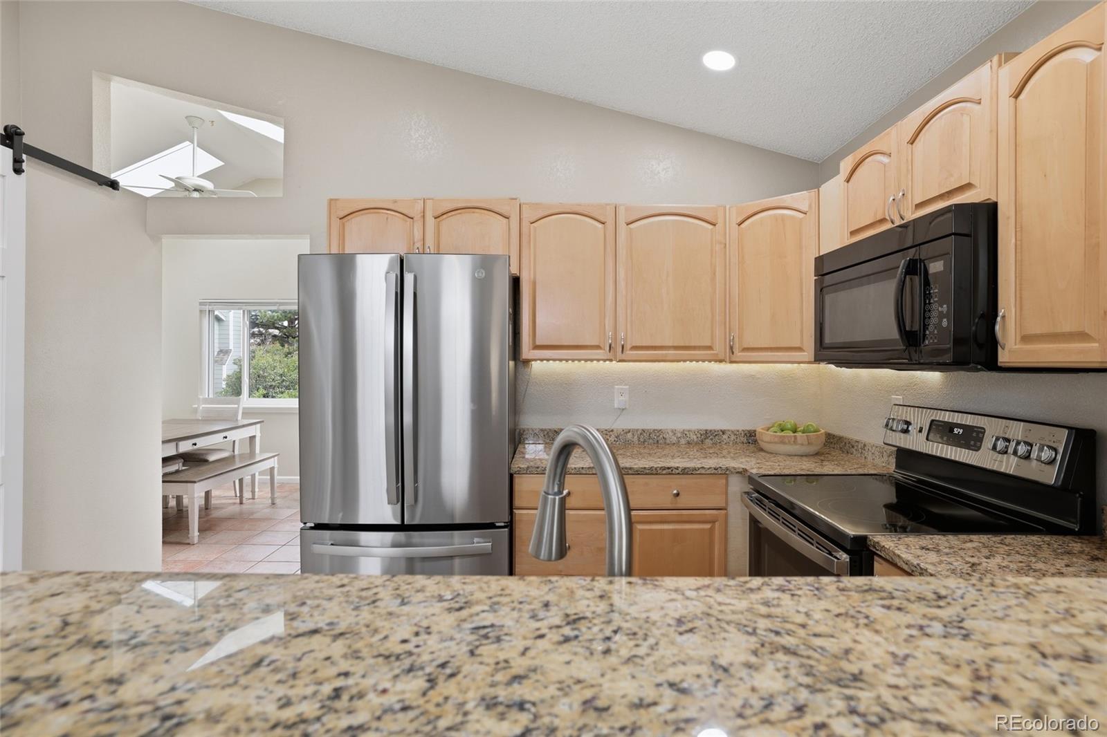 MLS Image #11 for 5721 e melody way,castle rock, Colorado