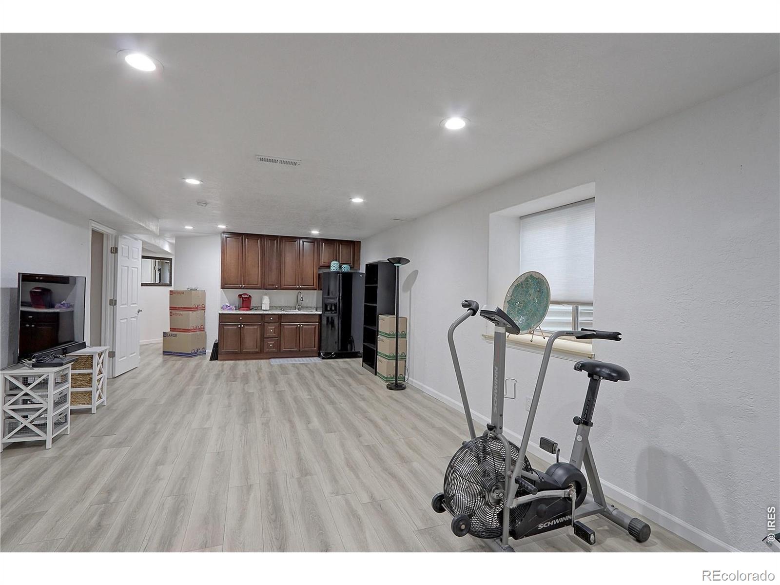 MLS Image #20 for 1677  metropolitan drive,longmont, Colorado