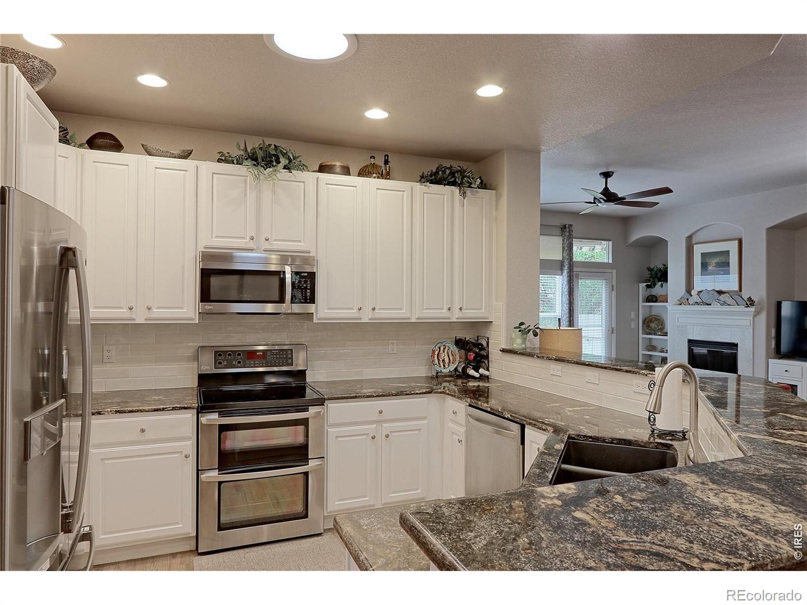 MLS Image #8 for 1677  metropolitan drive,longmont, Colorado