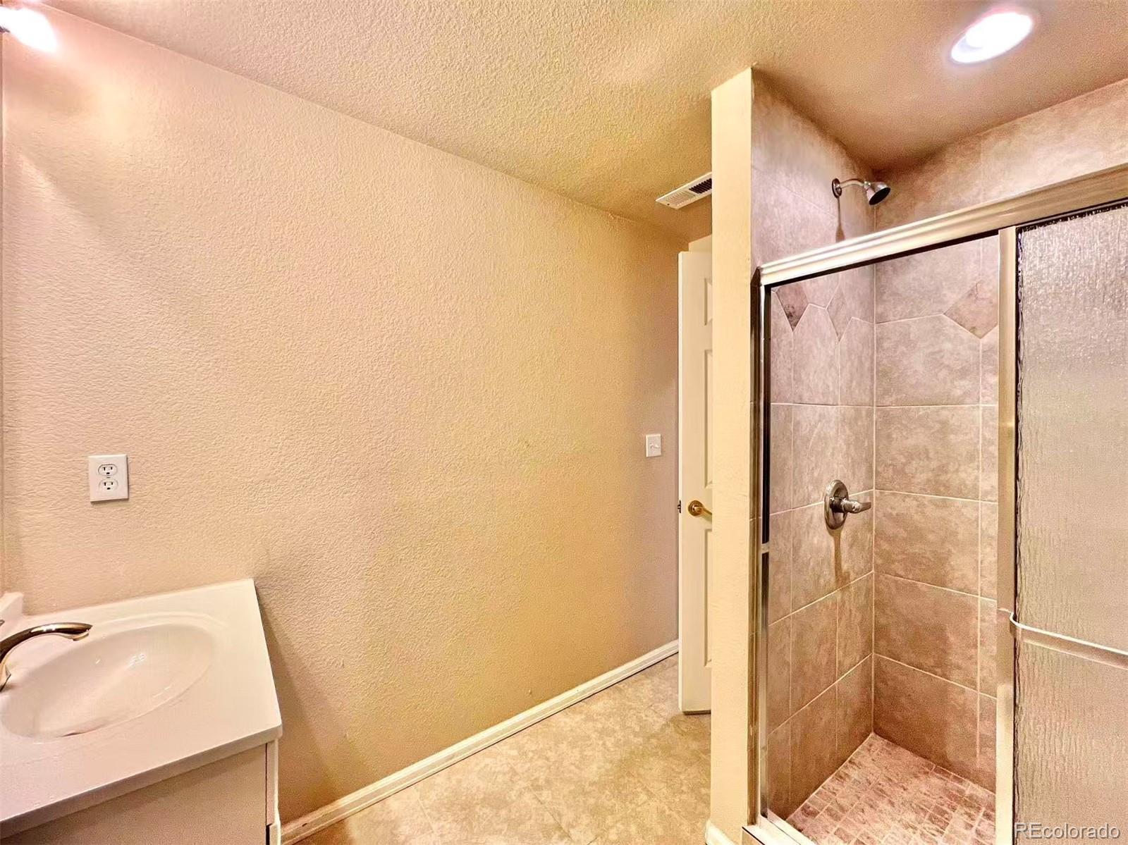 MLS Image #25 for 4365 s hoyt street,littleton, Colorado