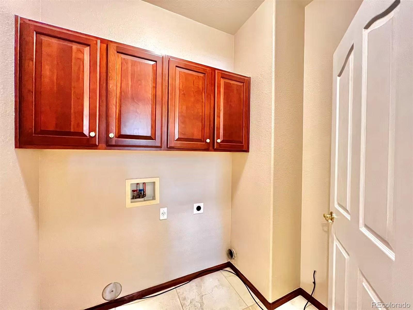 MLS Image #9 for 4365 s hoyt street,littleton, Colorado