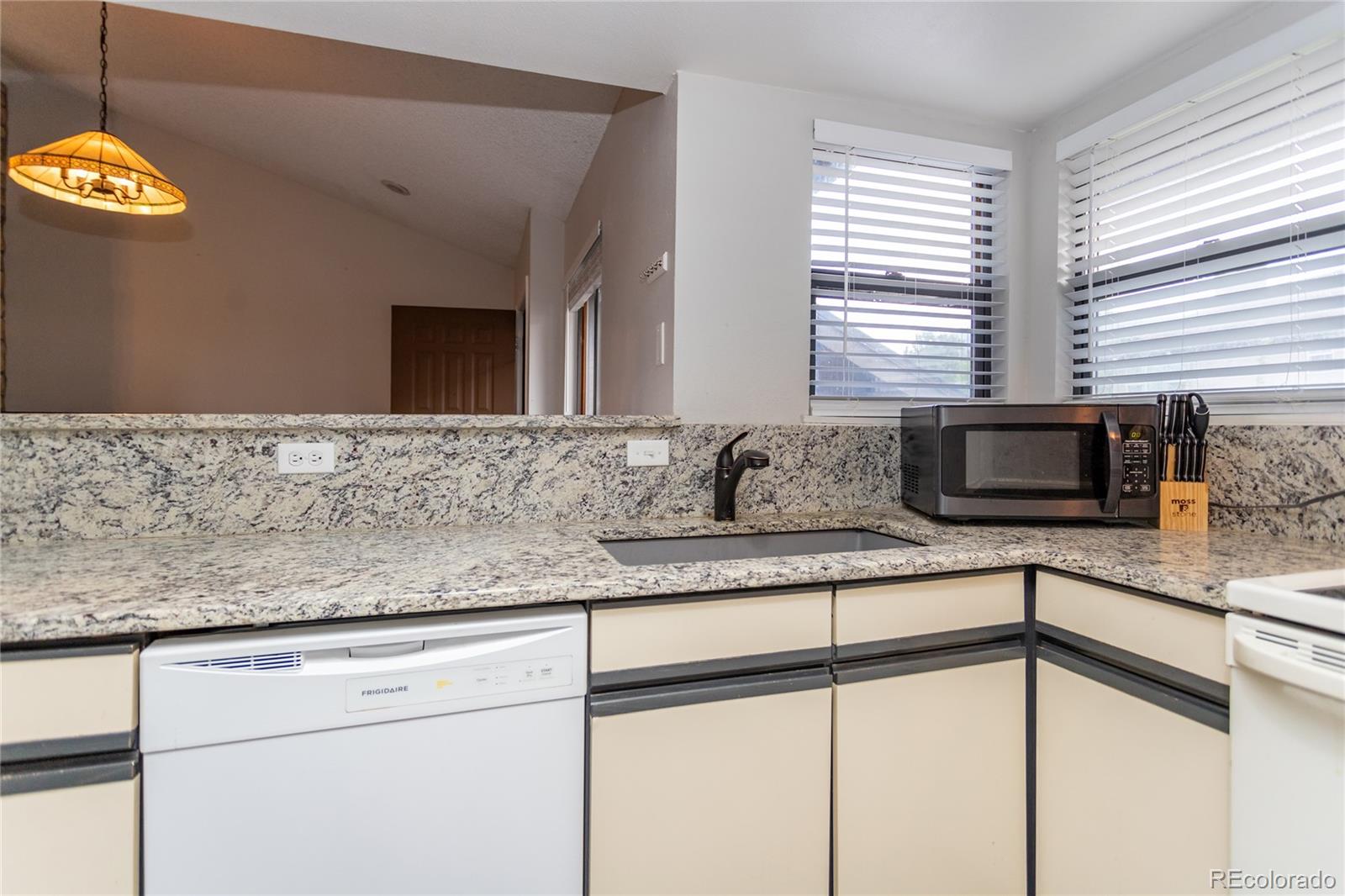 MLS Image #10 for 3013  capstan way ,colorado springs, Colorado