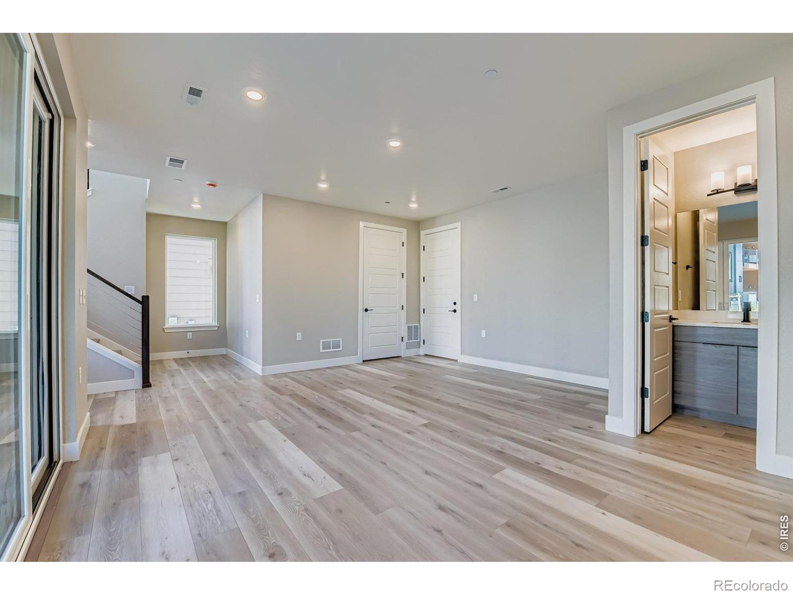 MLS Image #18 for 16595  peak way,broomfield, Colorado