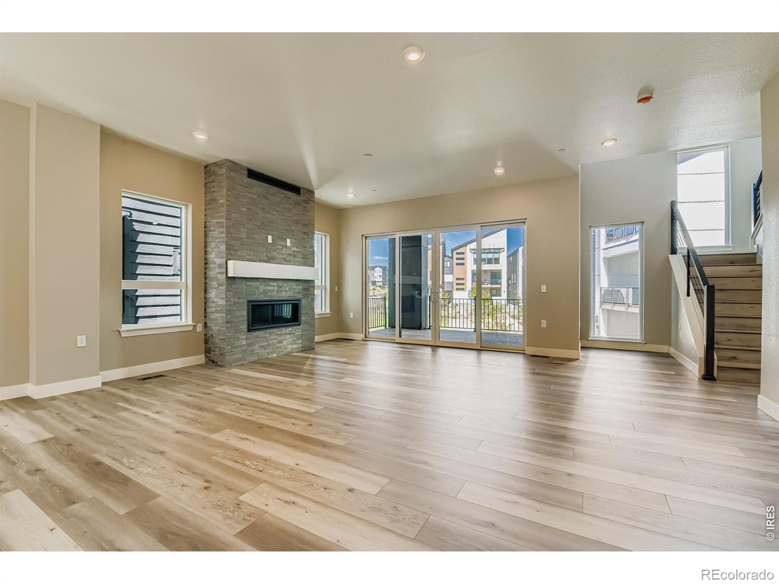 MLS Image #24 for 16595  peak way,broomfield, Colorado