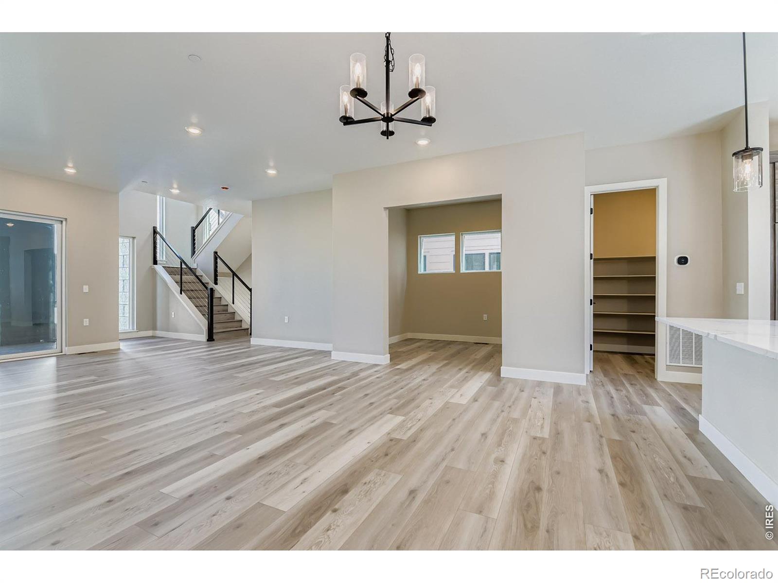 MLS Image #28 for 16595  peak way,broomfield, Colorado