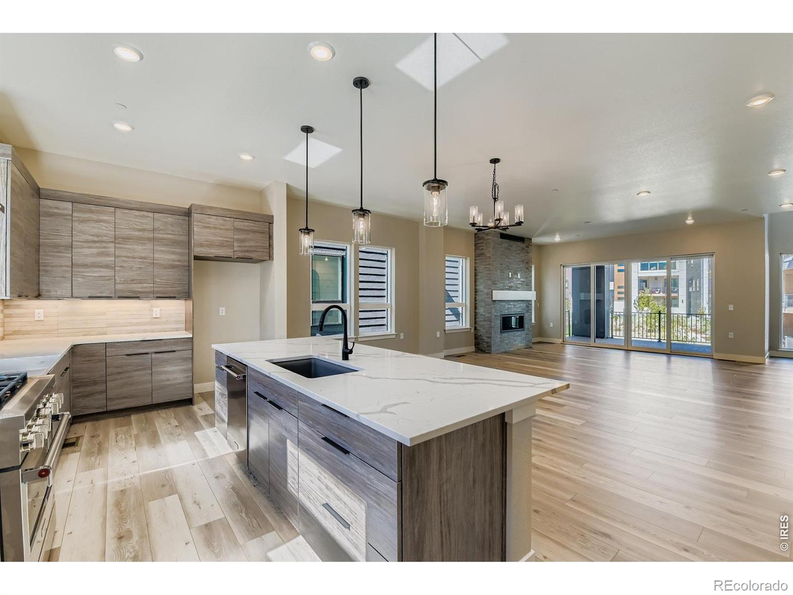 MLS Image #34 for 16595  peak way,broomfield, Colorado