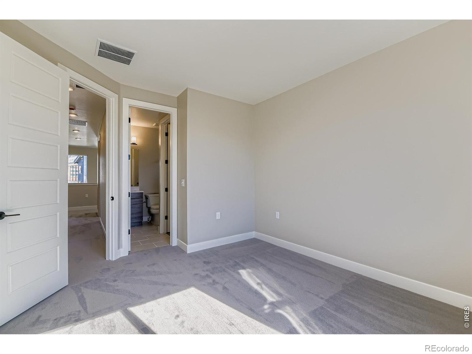 MLS Image #46 for 16595  peak way,broomfield, Colorado