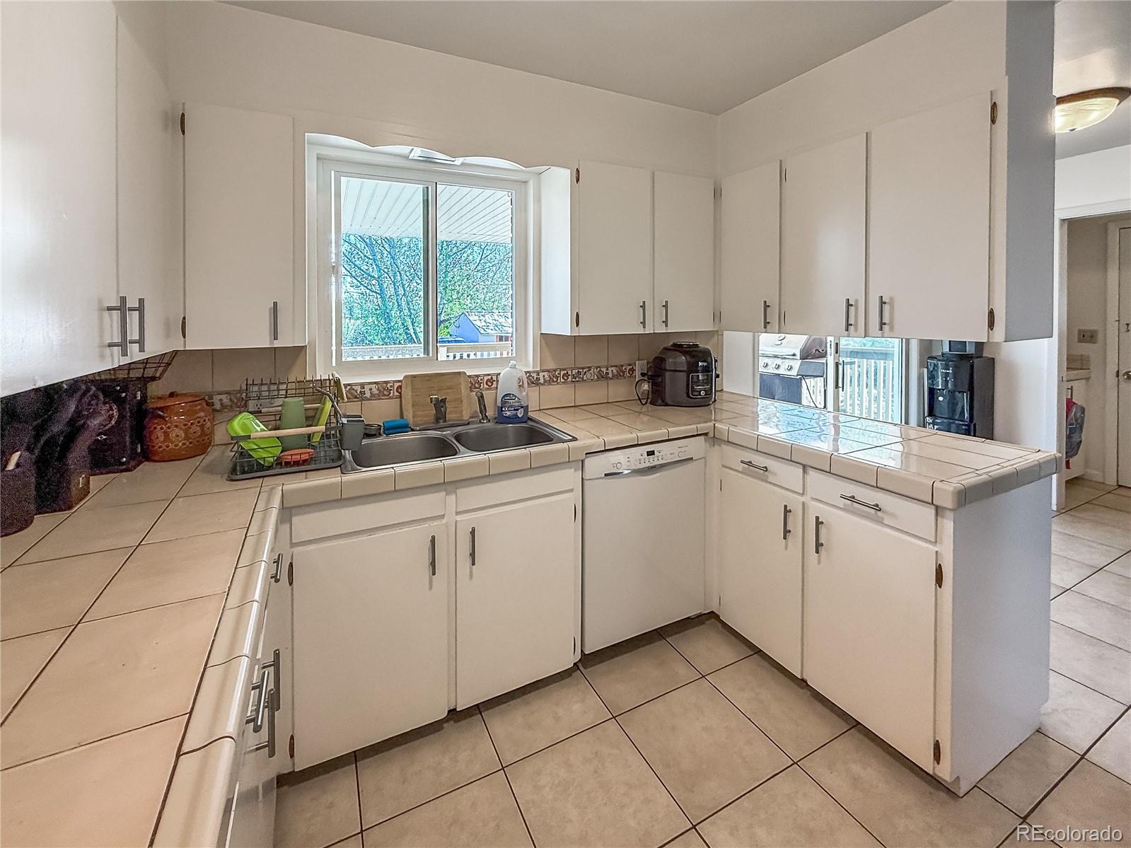 MLS Image #18 for 554  d avenue,limon, Colorado