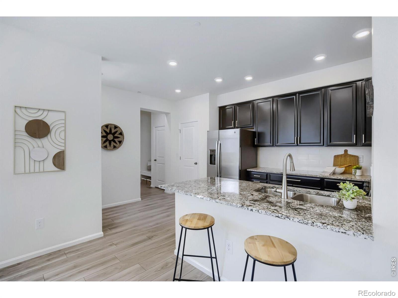 MLS Image #10 for 421  zeppelin way,fort collins, Colorado
