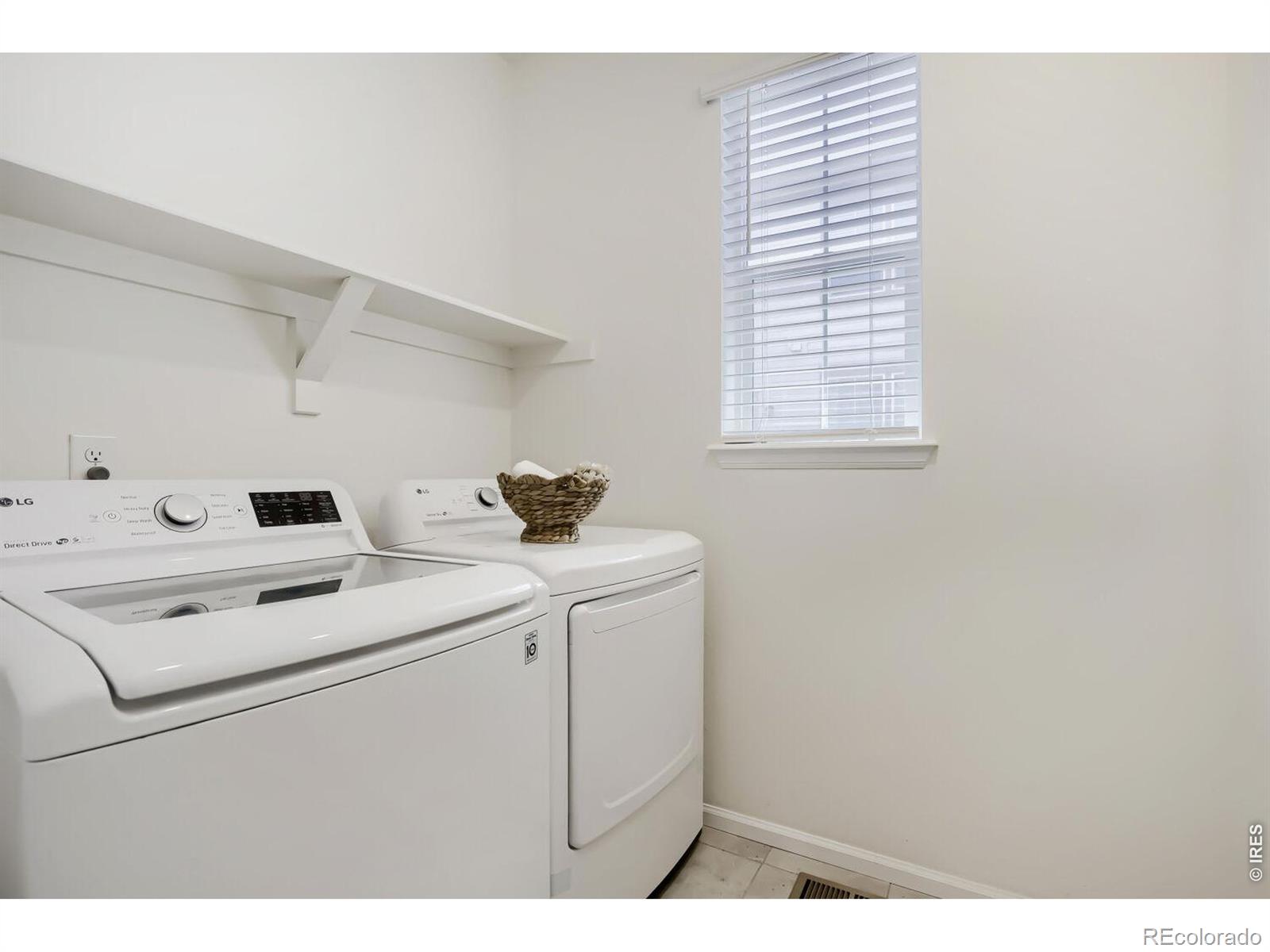 MLS Image #20 for 421  zeppelin way,fort collins, Colorado