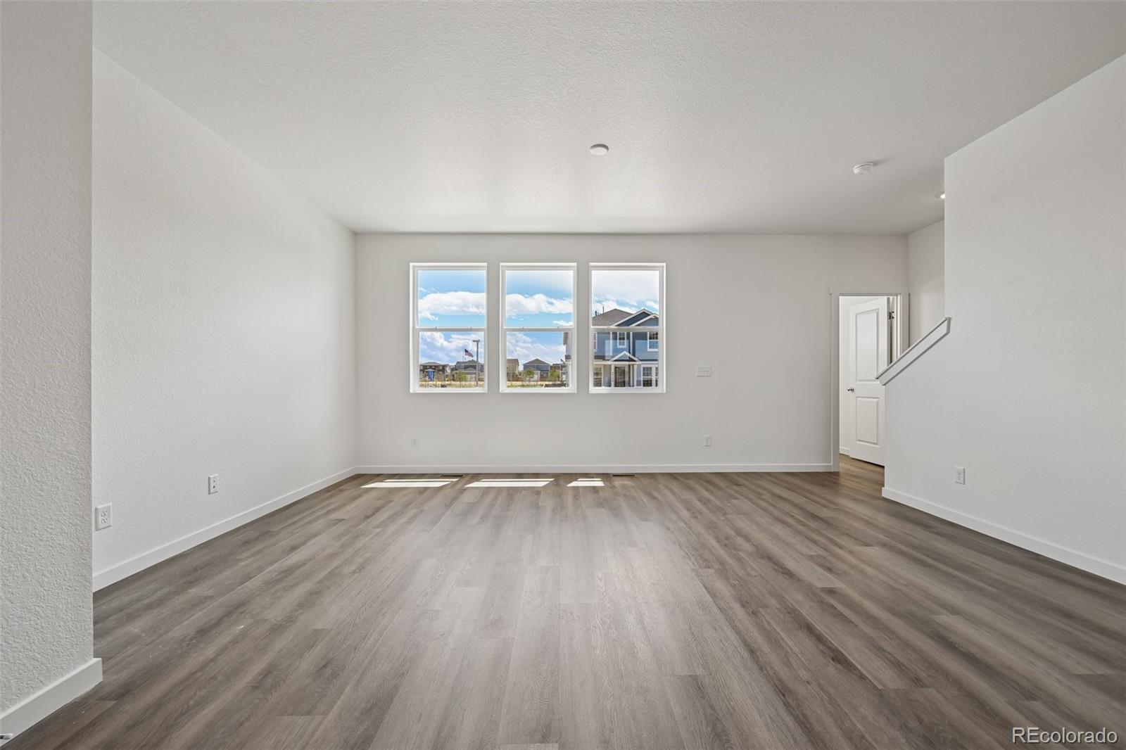 MLS Image #11 for 24171 e 54th place,aurora, Colorado